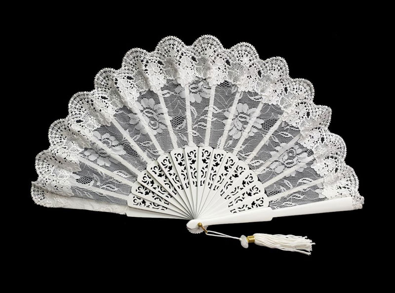 Low Cost White Bridal´s Fan. Ref. 1703